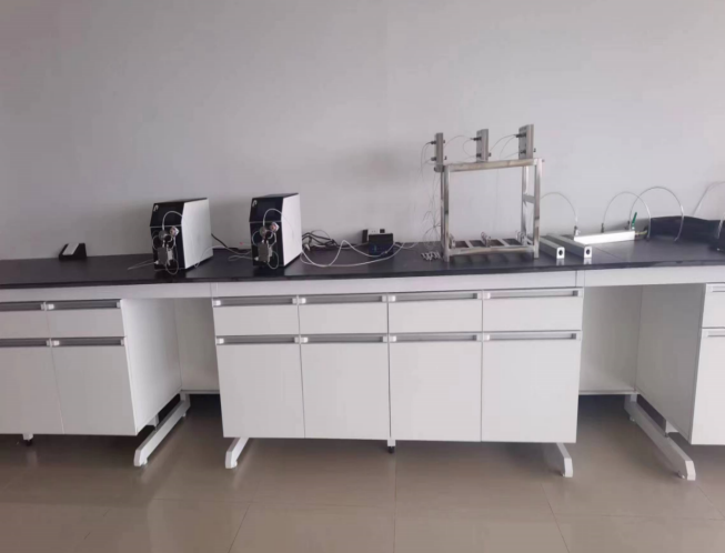 Fluid chemistry laboratory